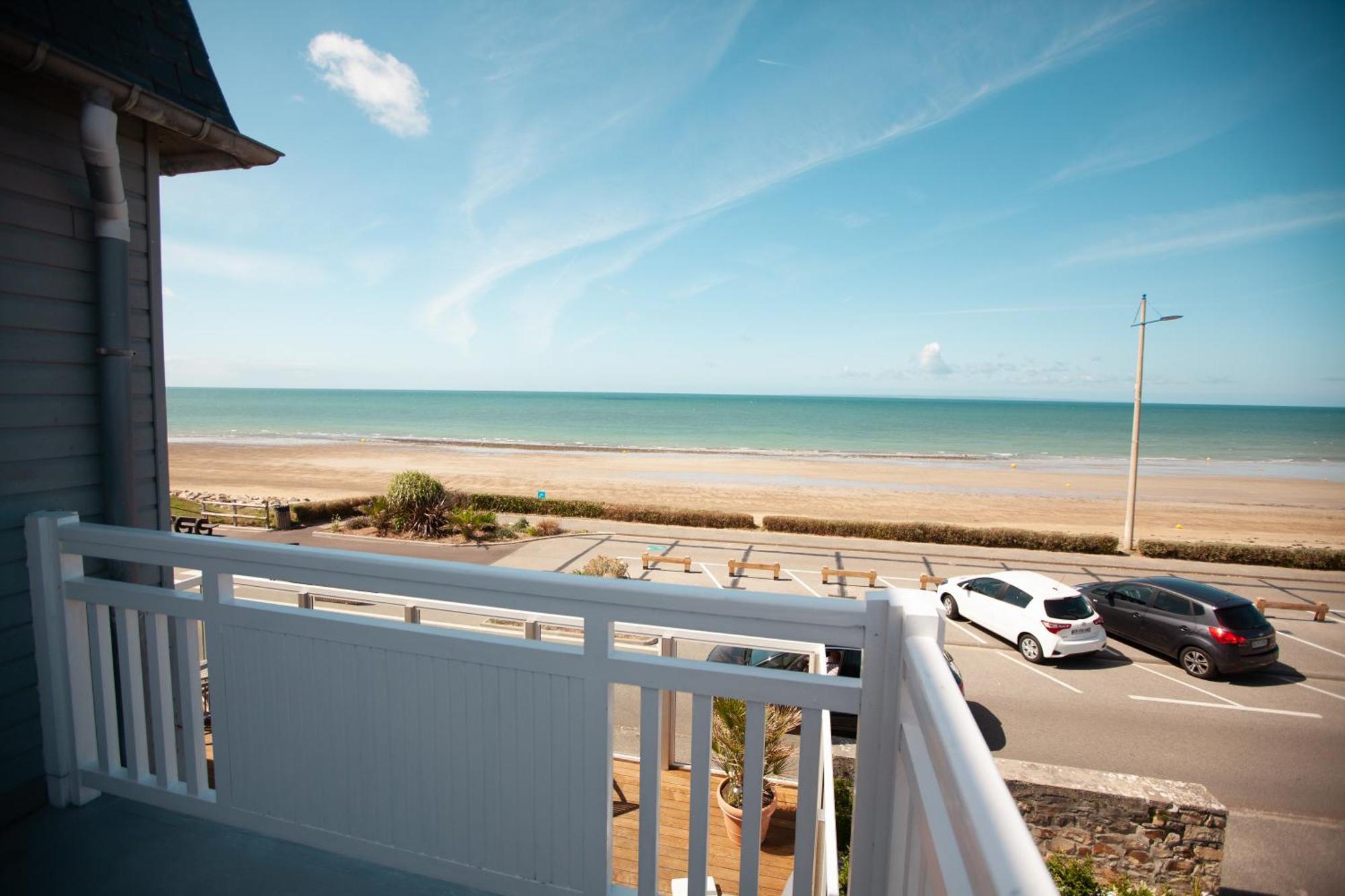 Hôtel des Isles Barneville-Carteret Exterior foto